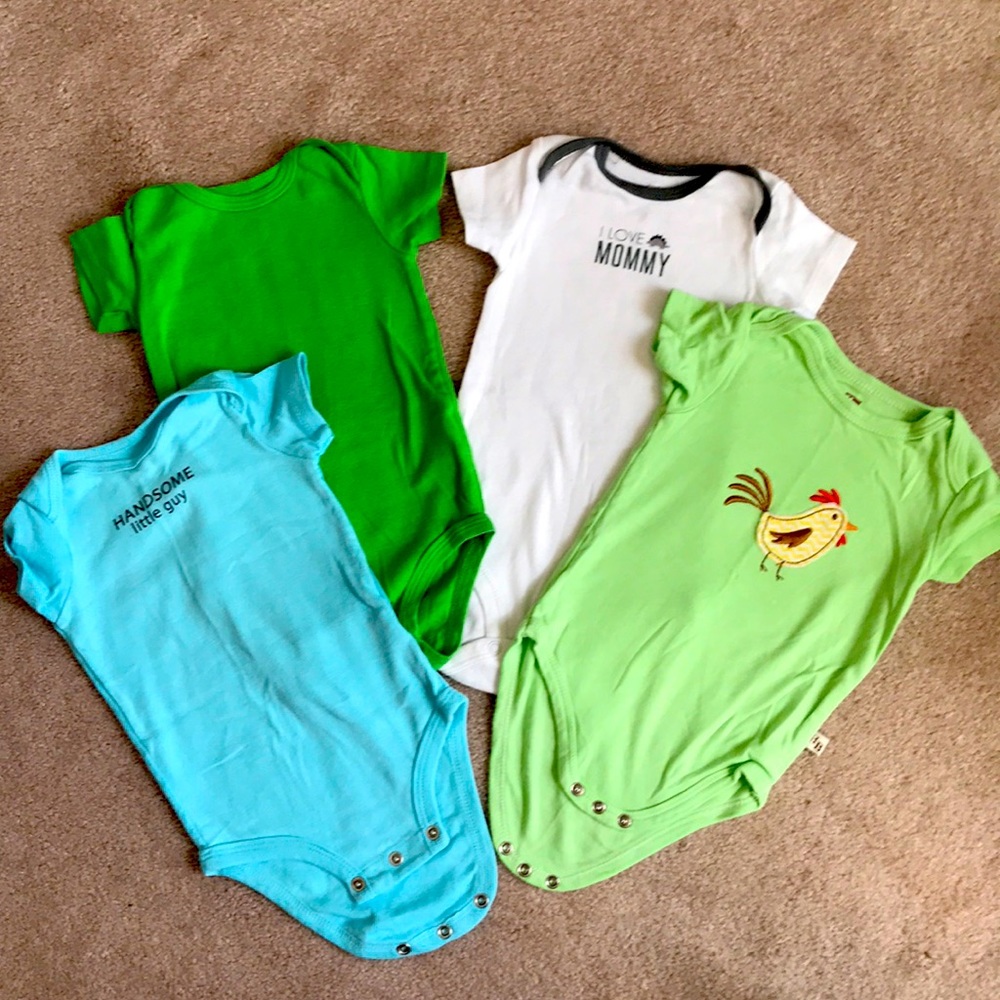 Spring Lot of Onesies. Size 9months
